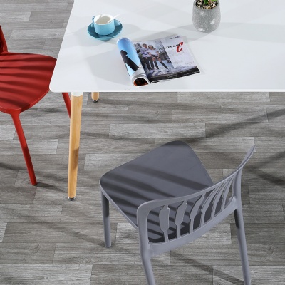 chaises salle a manger plastic chair modern chair in polypropylene cafe plastic chair