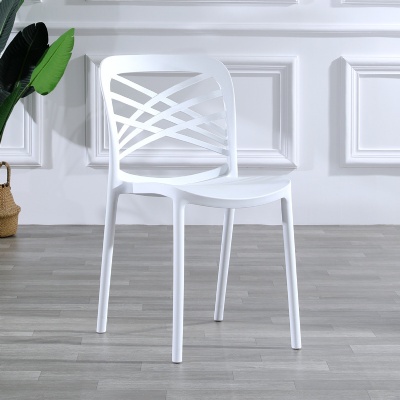 chaises salle a manger scandinavian plastic chair